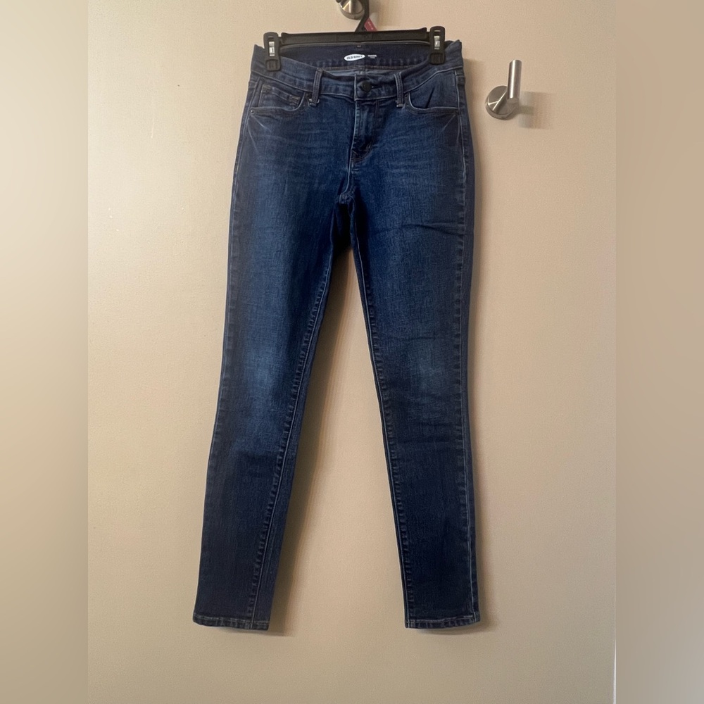 Old Navy original skinny jeans. Size 2.